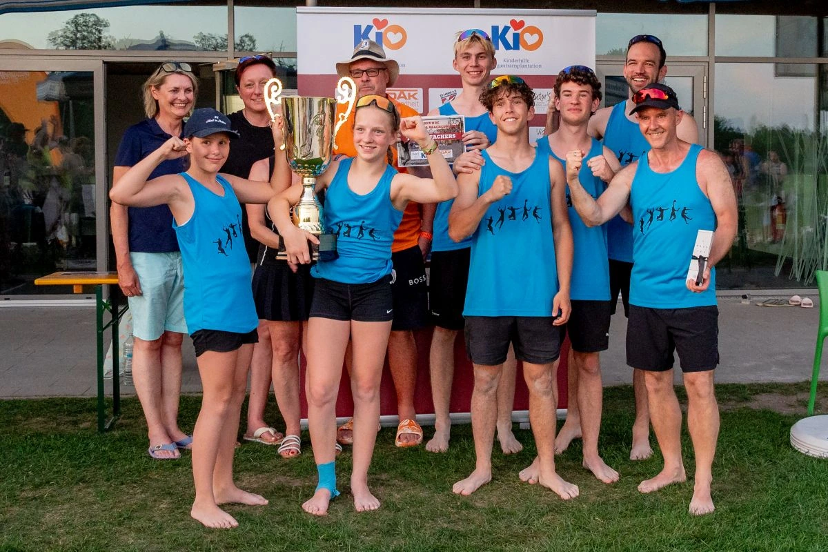 Foto der „T.O.M. Beachers“ dem Team der TO Management Consulting GmbH beim KiO Business Beachcoup 2026, (Foto: Andrea Ries)