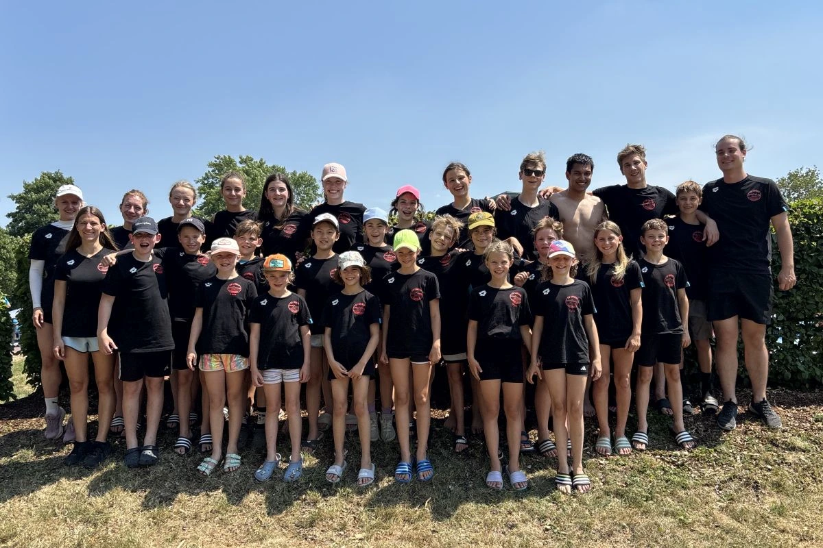 Gruppenbild des SV Lohhof beim Landauer Sprintertreffen (Foto: SV Lohhof)