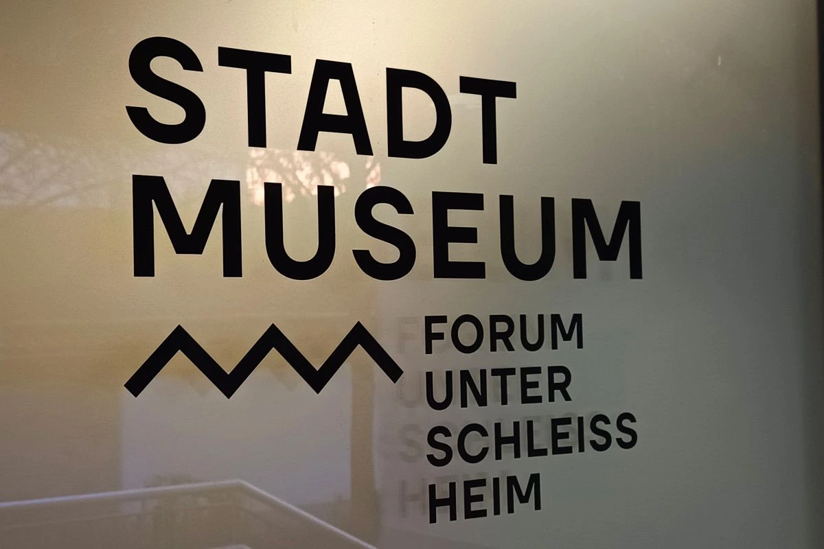 Eingangstüre Stadmuseum Unterschleißheim (Bild: Peter Marwan)