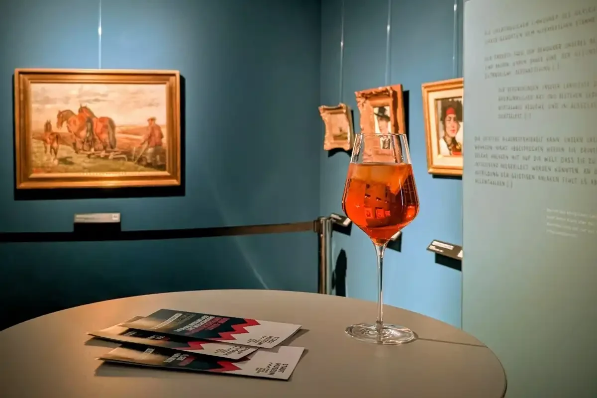 Art und Cocktail im Stadtmuseum Unterschleißheim (Foto: Forum Unterschleißheim)